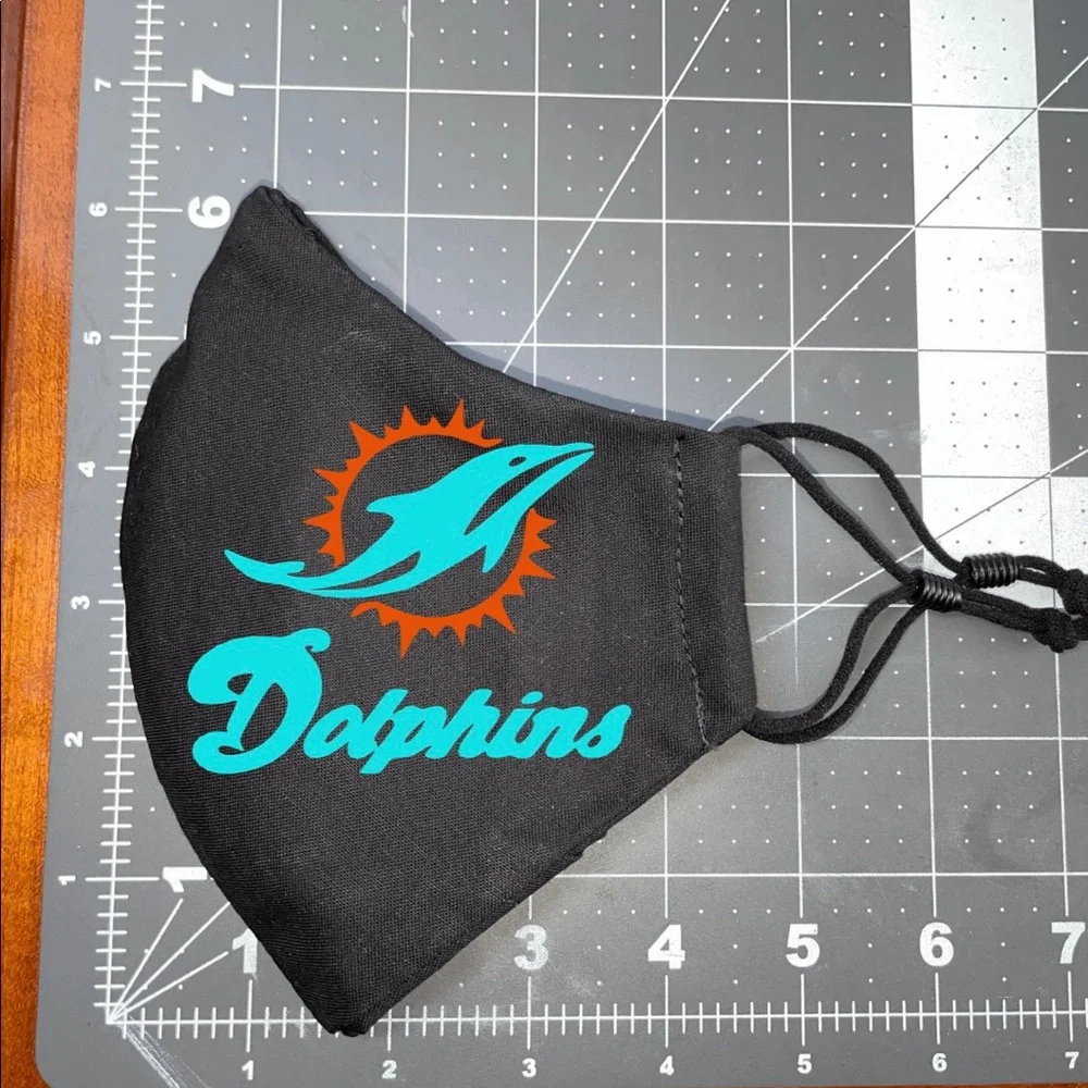 Miami dolphins face mask